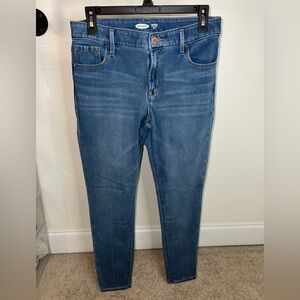 Old Navy Rockstar Super Skinny jeans